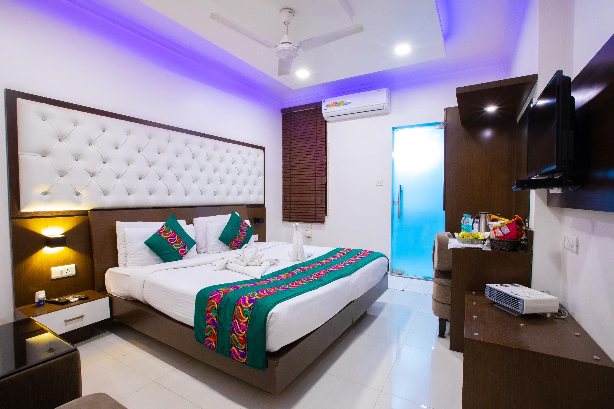 غرفة تنفيذية، Hotel Surya International 3/4
