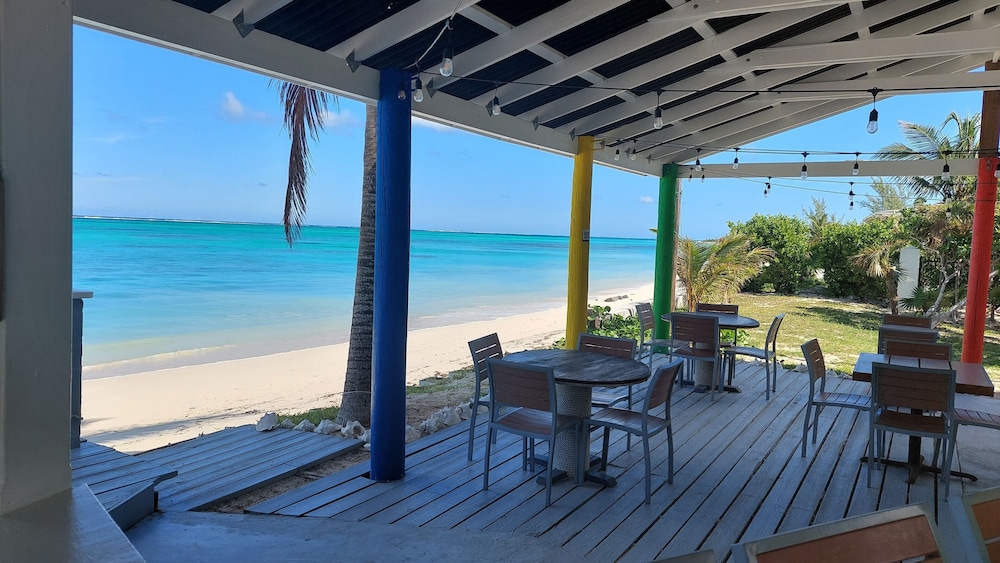 Pelican Beach Hotel 34/50