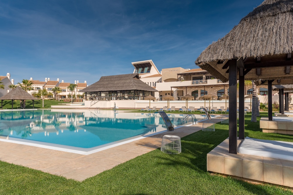 Sheraton Hacienda Del Alamo Golf And Spa Resort 29/34