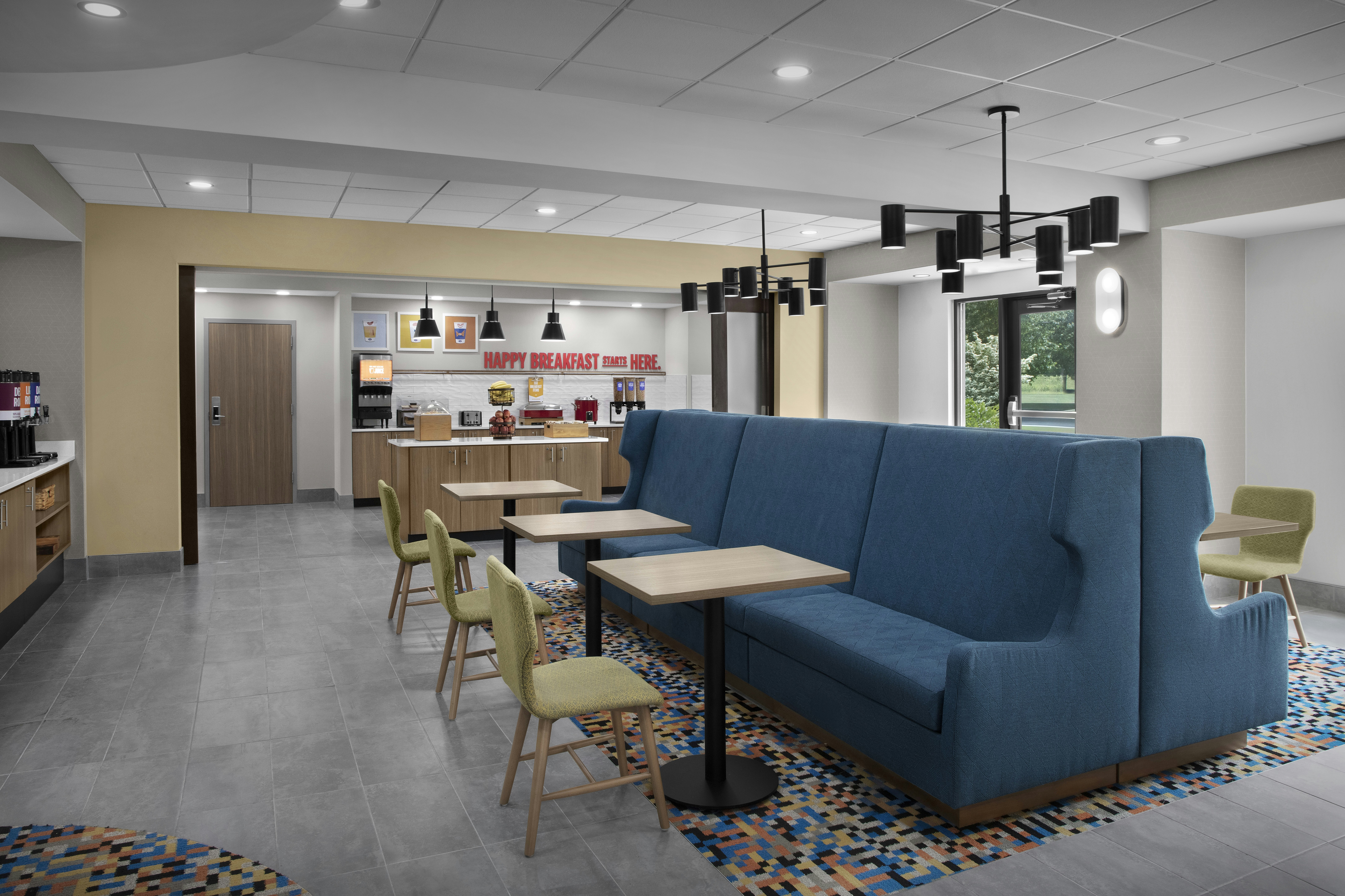 Hampton Inn Lenoir City 19/36