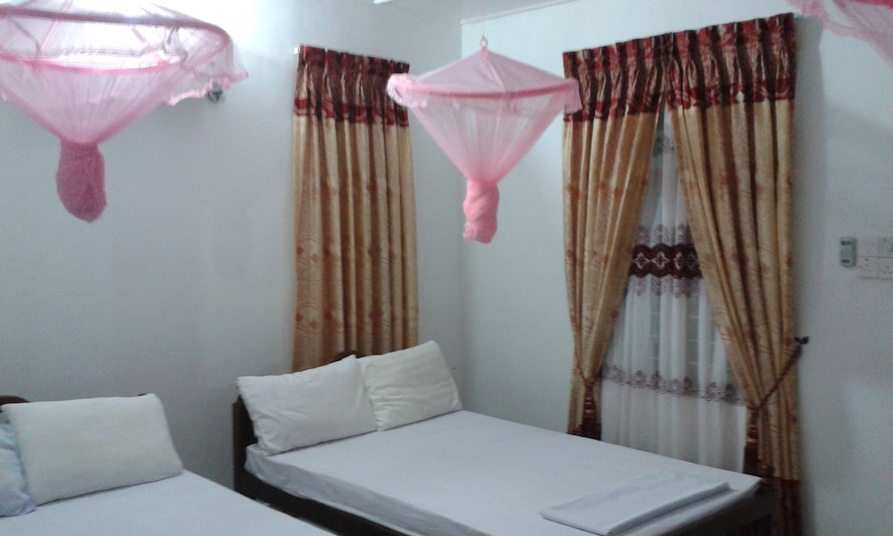 Sea Zone Hotel Nilaveli 19/49