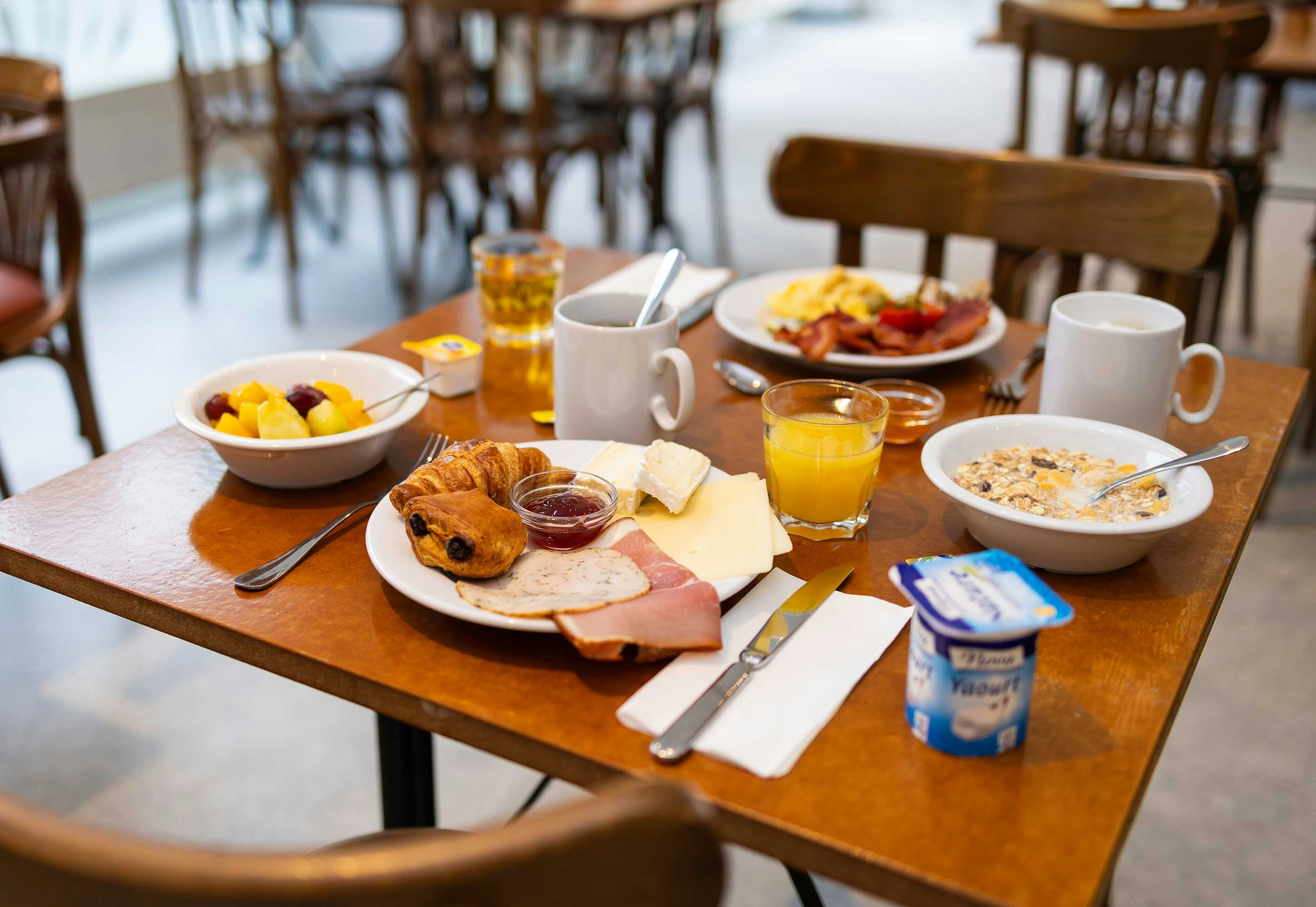 B&B Hotel Mons Gare 15/18