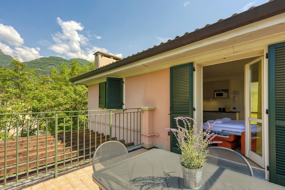 RESIDENZA PORTO LETIZIA 12/50