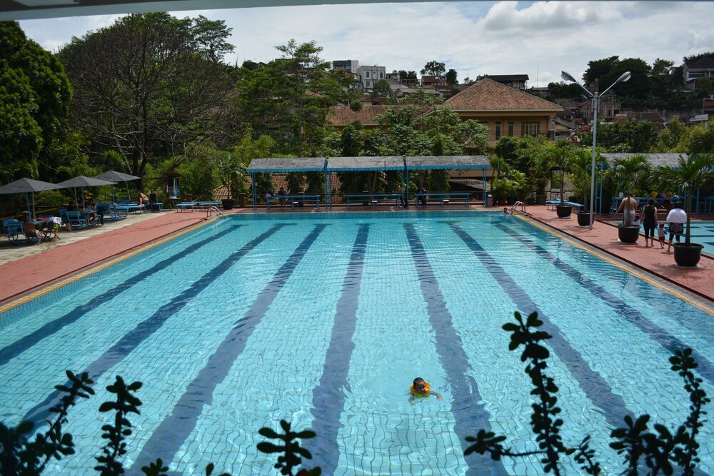 The Cipaku Garden 34/70