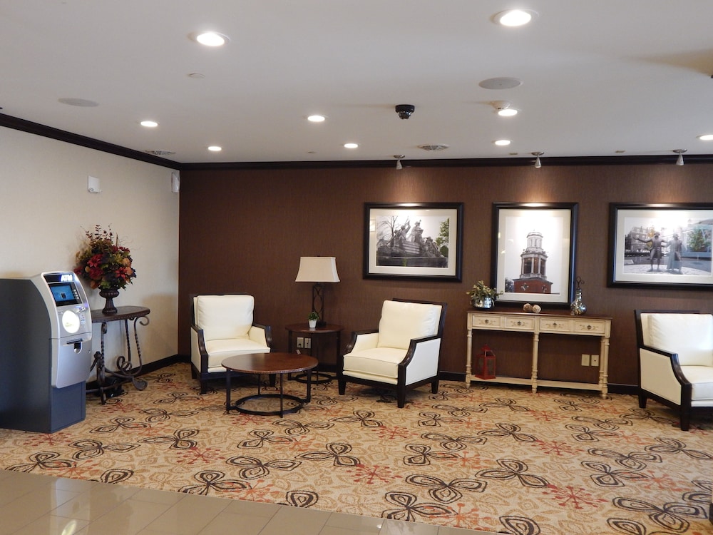 Holiday Inn Express Suites Washington Meadow Lands 54/70