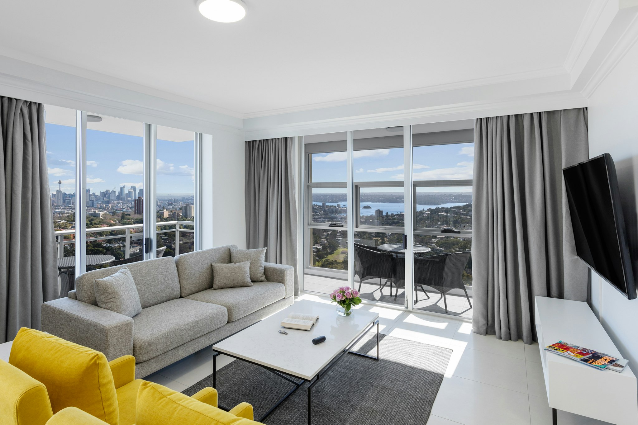 Meriton Suites Bondi Junction 30/50