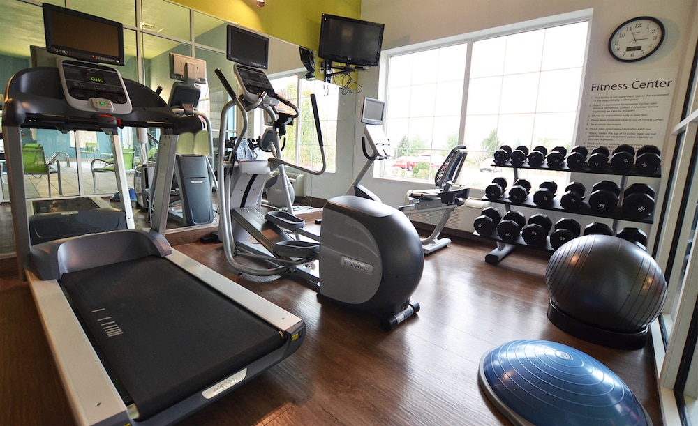 Holiday Inn Express Pittsburgh-Bridgeville 25/42