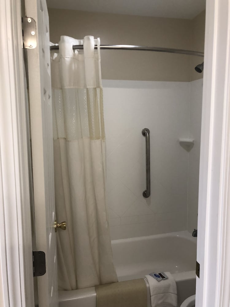 Euro Inn and Suites Slidell 4/17