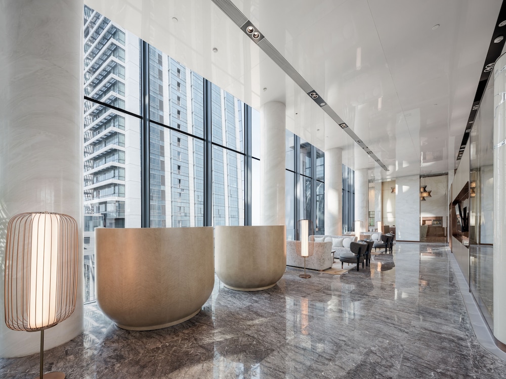 Intercontinental Chongqing Raffles City 9/70