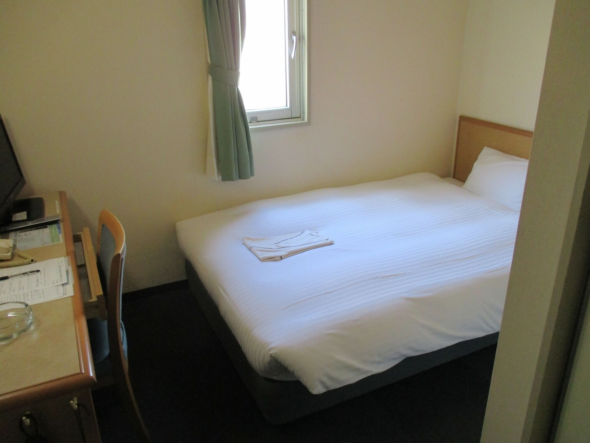ECONOMY, DOUBLE BED