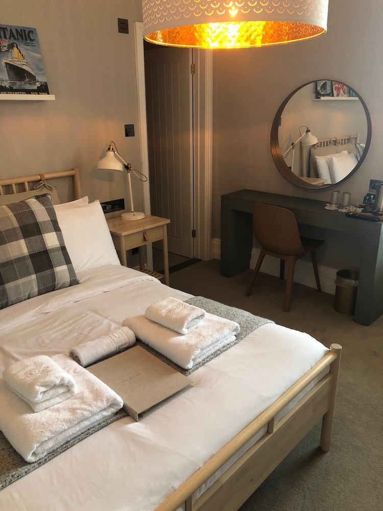 Housel Bay Hotel 17/62