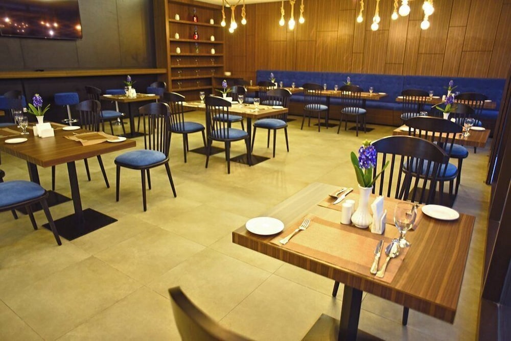 Kingsgate Al Jadaf by Millennium Hotels 29/44