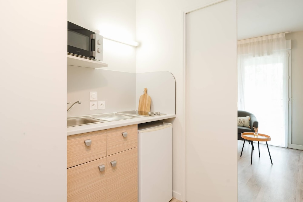 Quality Aparthotel St-Berthevin Laval 28/30