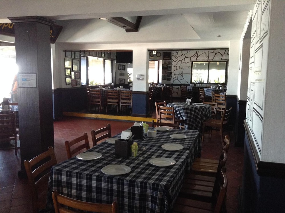 restaurant-cafeteria