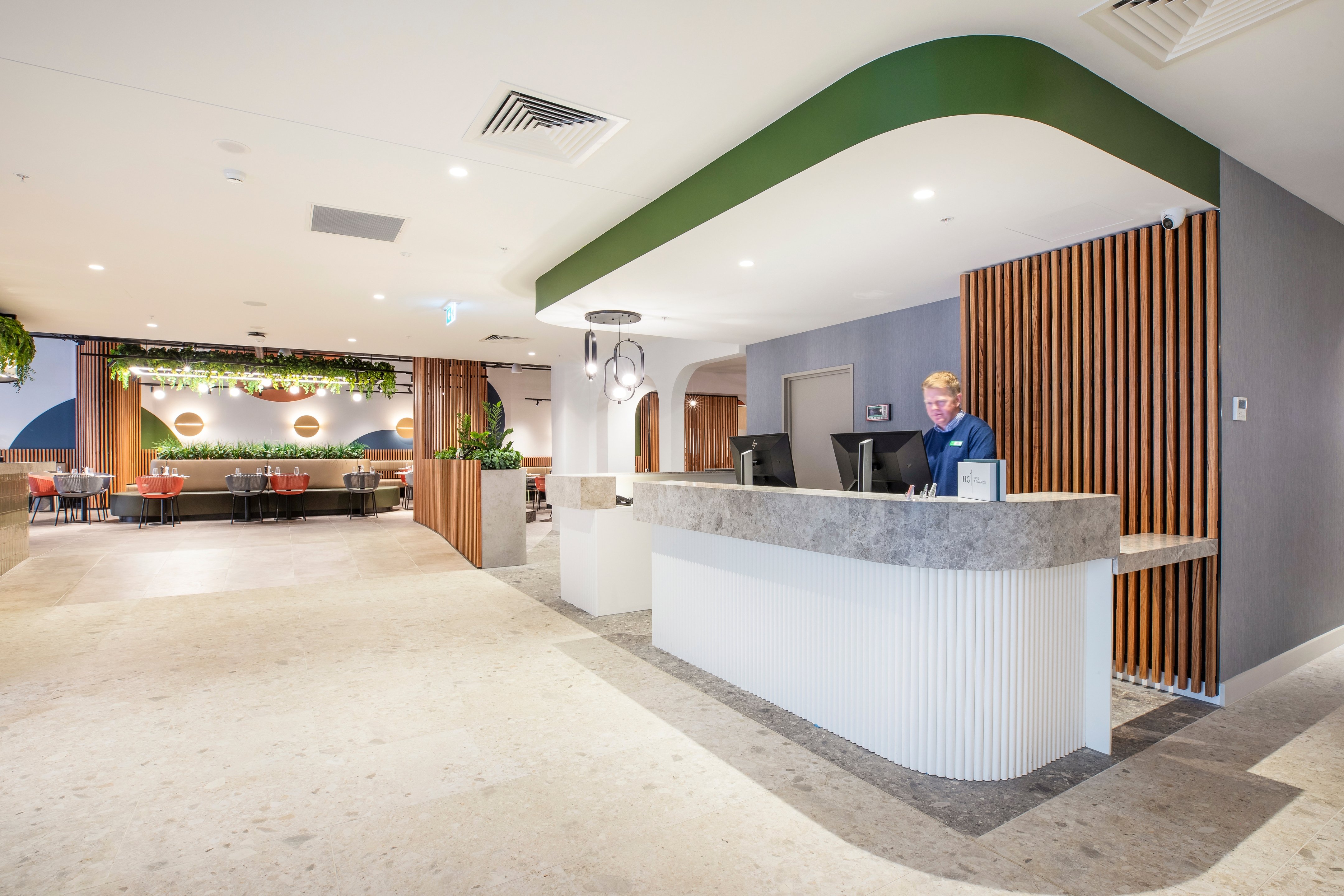 Holiday Inn Dandenong an IHG Hotel 6/50