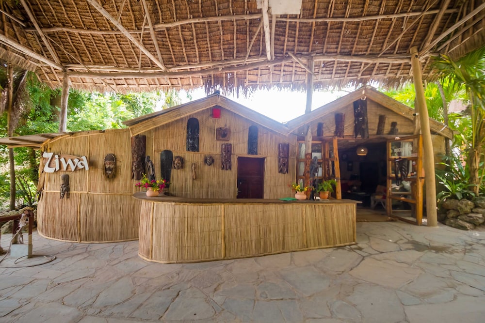 Ziwa Beach Resort 11/60