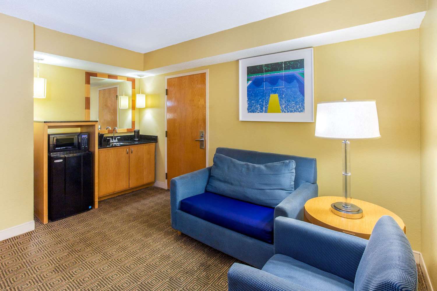 La Quinta Inn & Suites by Wyndham Sarasota Downtown 31/52