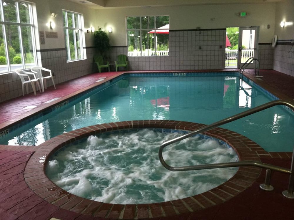 Country Inn Suites By Radisson Savannah Airport Ga 2/29