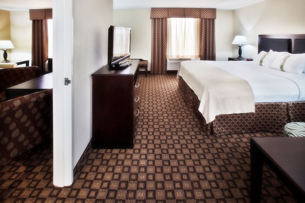 Holiday Inn Quincy, an IHG Hotel 17/75