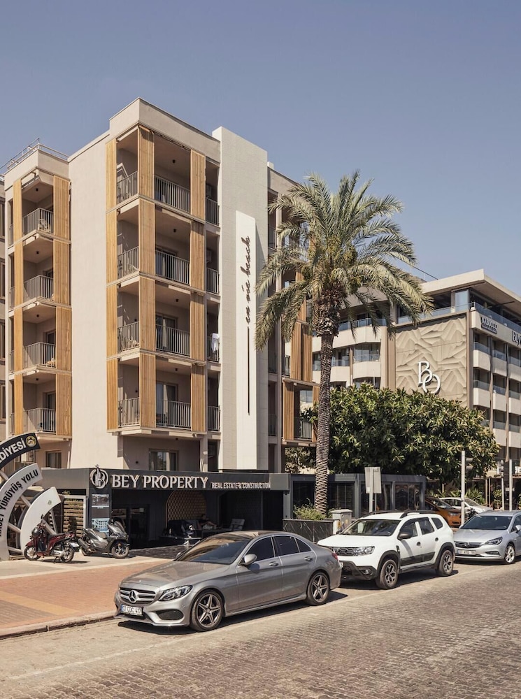En Vie Beach Boutique Hotel-Adult Only 68/78