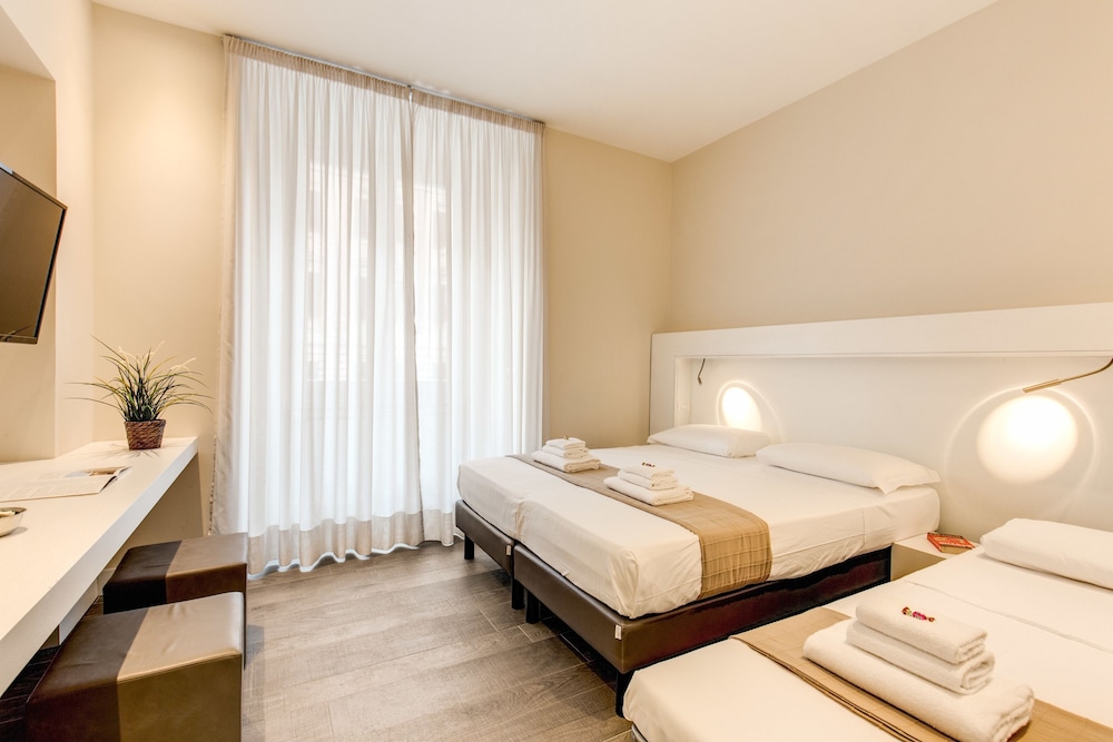 ECCE ROMA SUITES 20/47