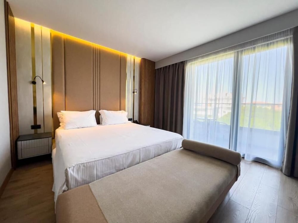 HENRY RESORT & SPA 28/62