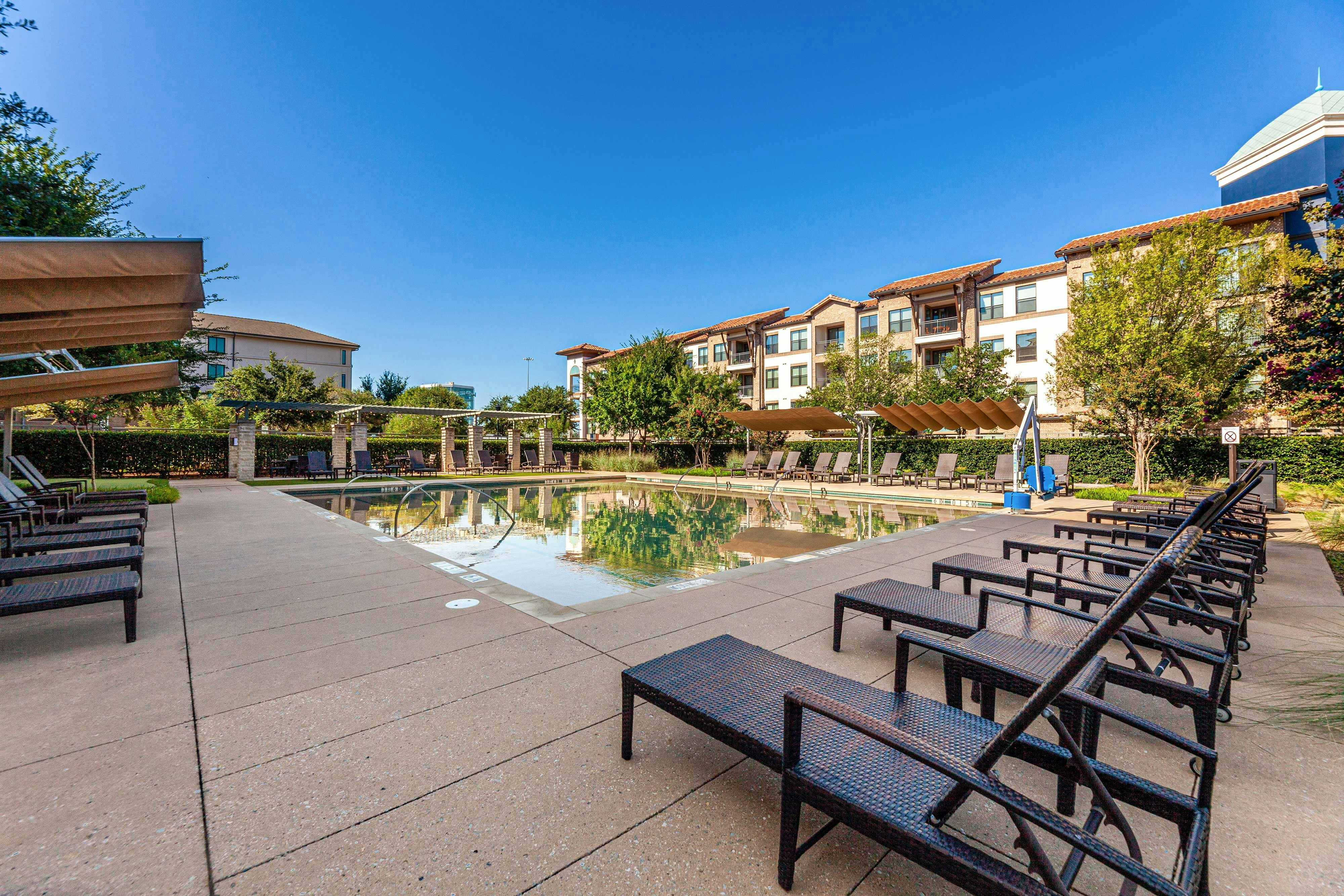 Sheraton Stonebriar Hotel 60/62