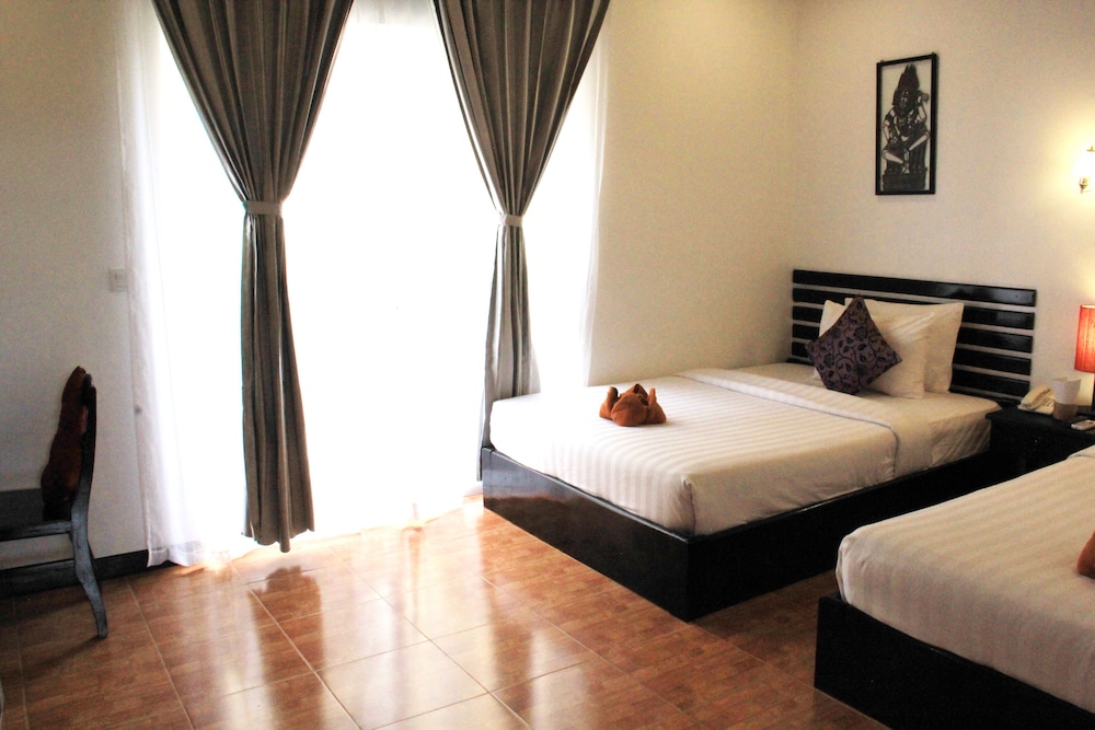 Golden Orchid Angkor 29/61