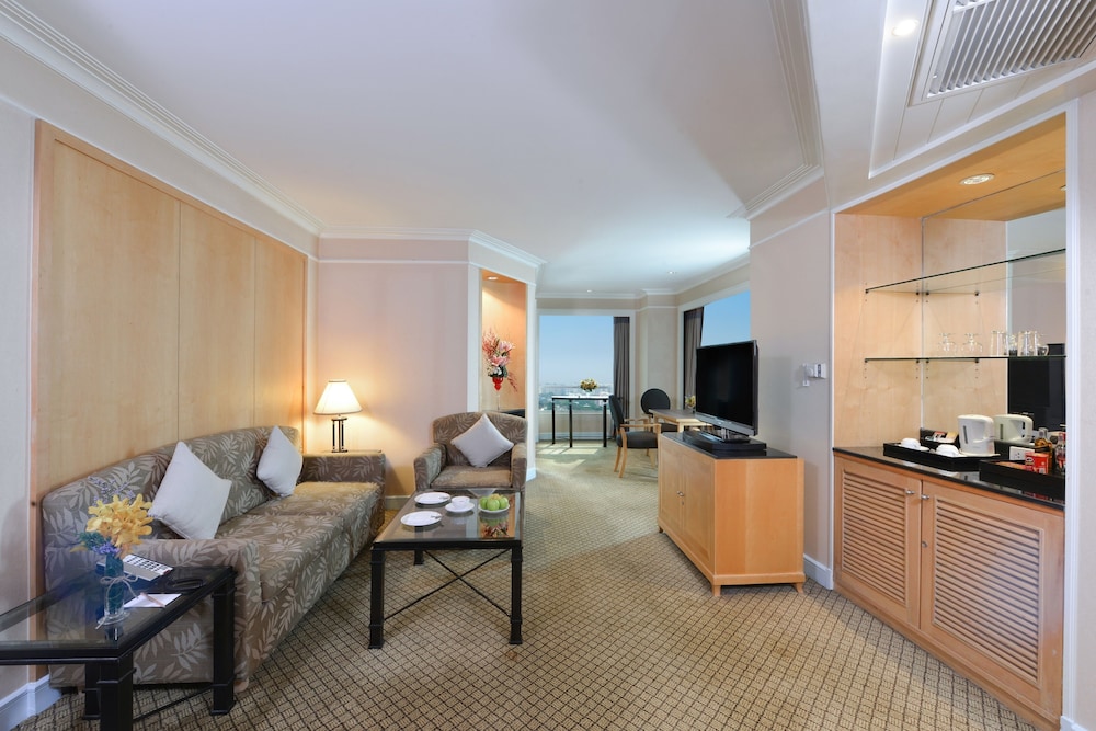 Miracle Grand Convention Hotel 33/48