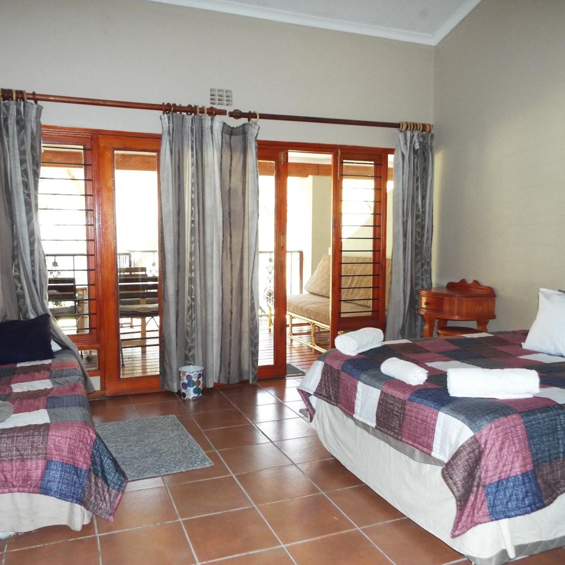 Aloes Country Inn 10/40