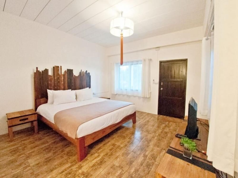 SUPERIOR, DOUBLE BED