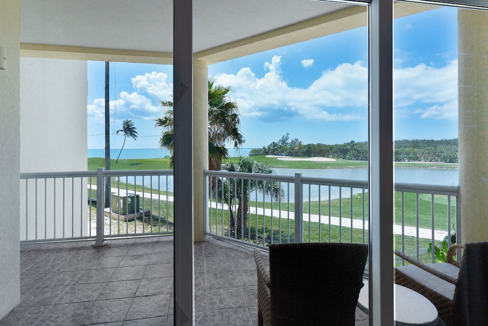 The Grand Caymanian Resort 32/61