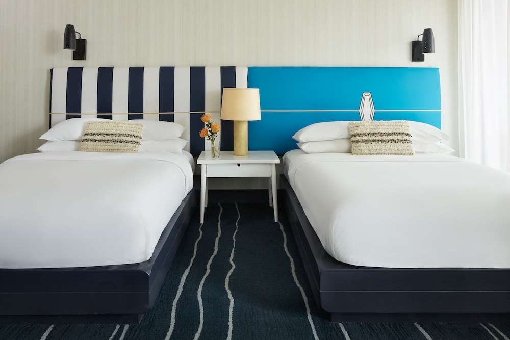 Kimpton Shorebreak Huntington Beach Resort 13/81