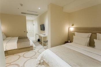 Economy, Quadruple, Multiple Beds, No Window