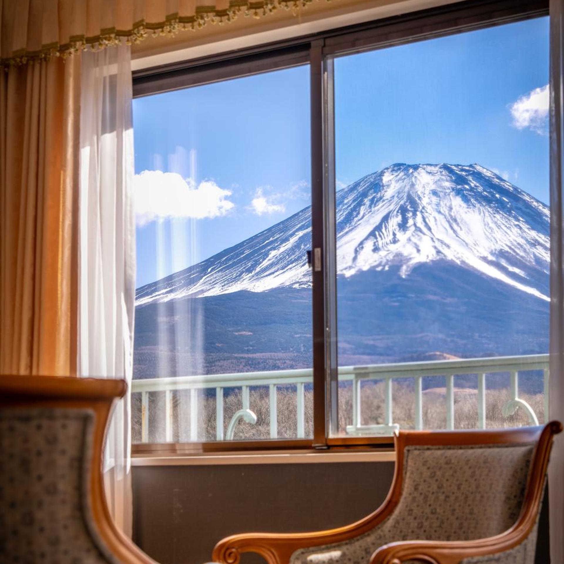 Fuji Classic Hotel 35/60
