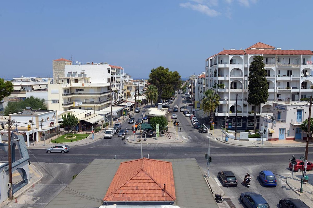 Ialysos City Hotel 48/51