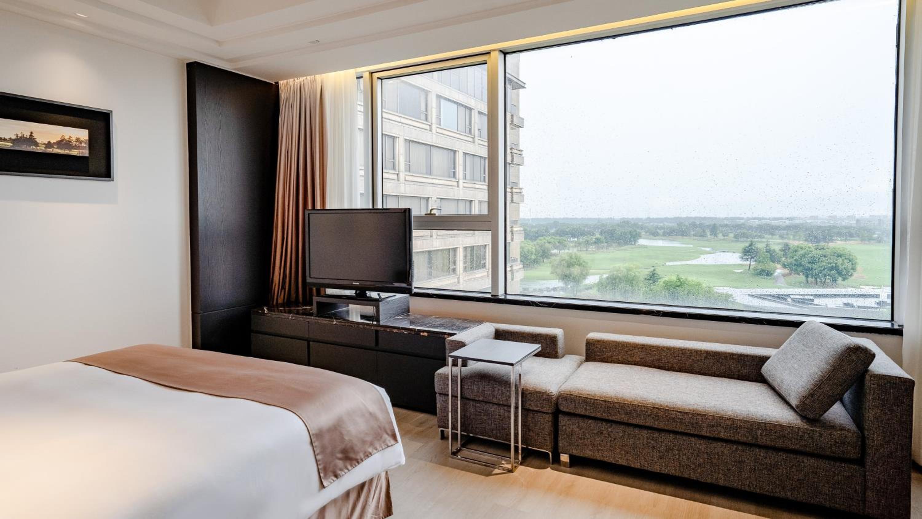 Standard, Twin Beds, Golf Course View