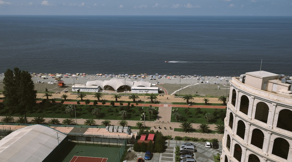 Silk Road Sea Towers Batumi 6/34