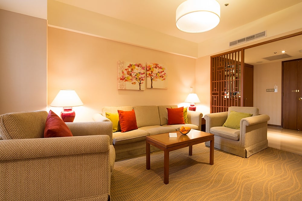 Hotel Riverview Taipei 45/65