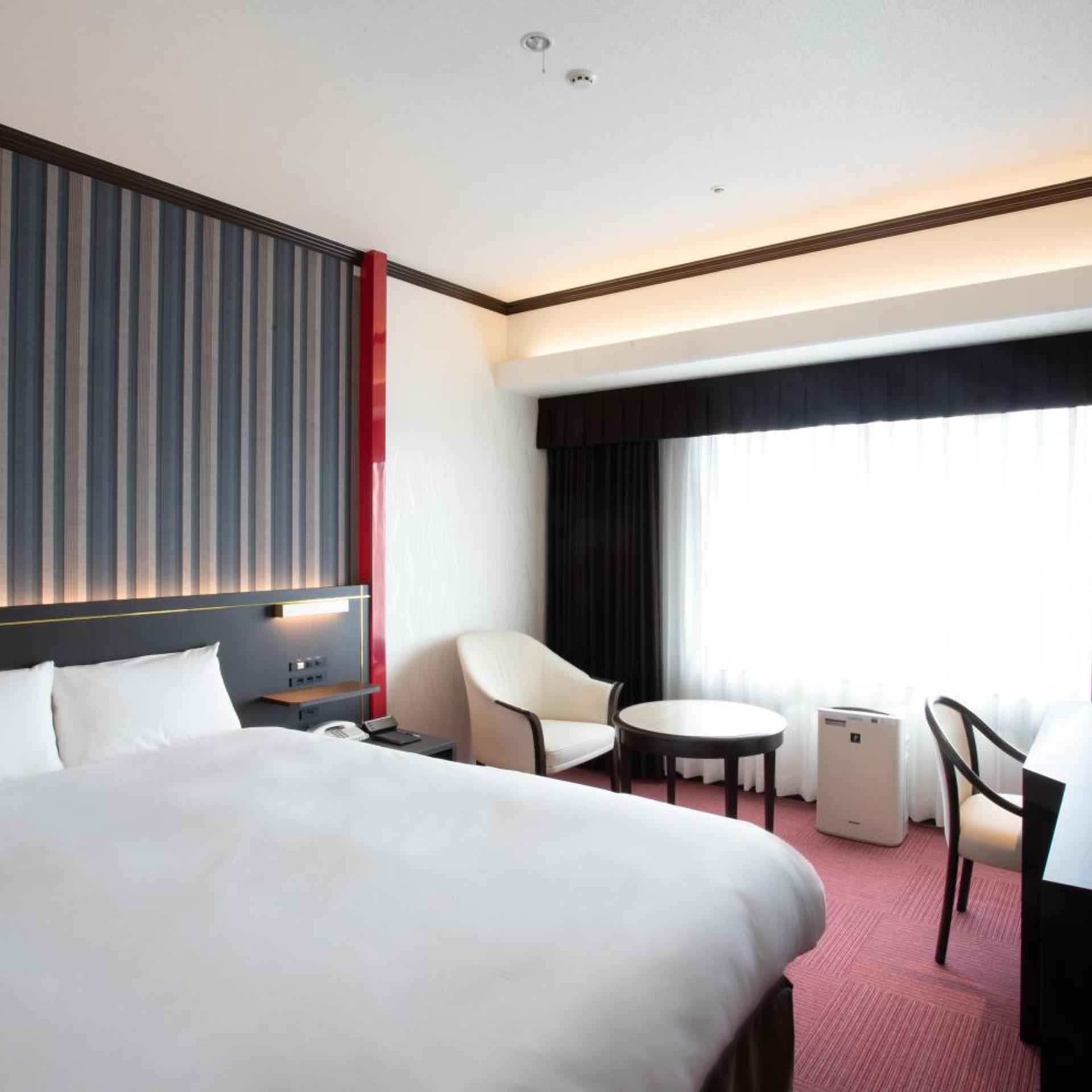 Executive, Single, Semi Double Bed