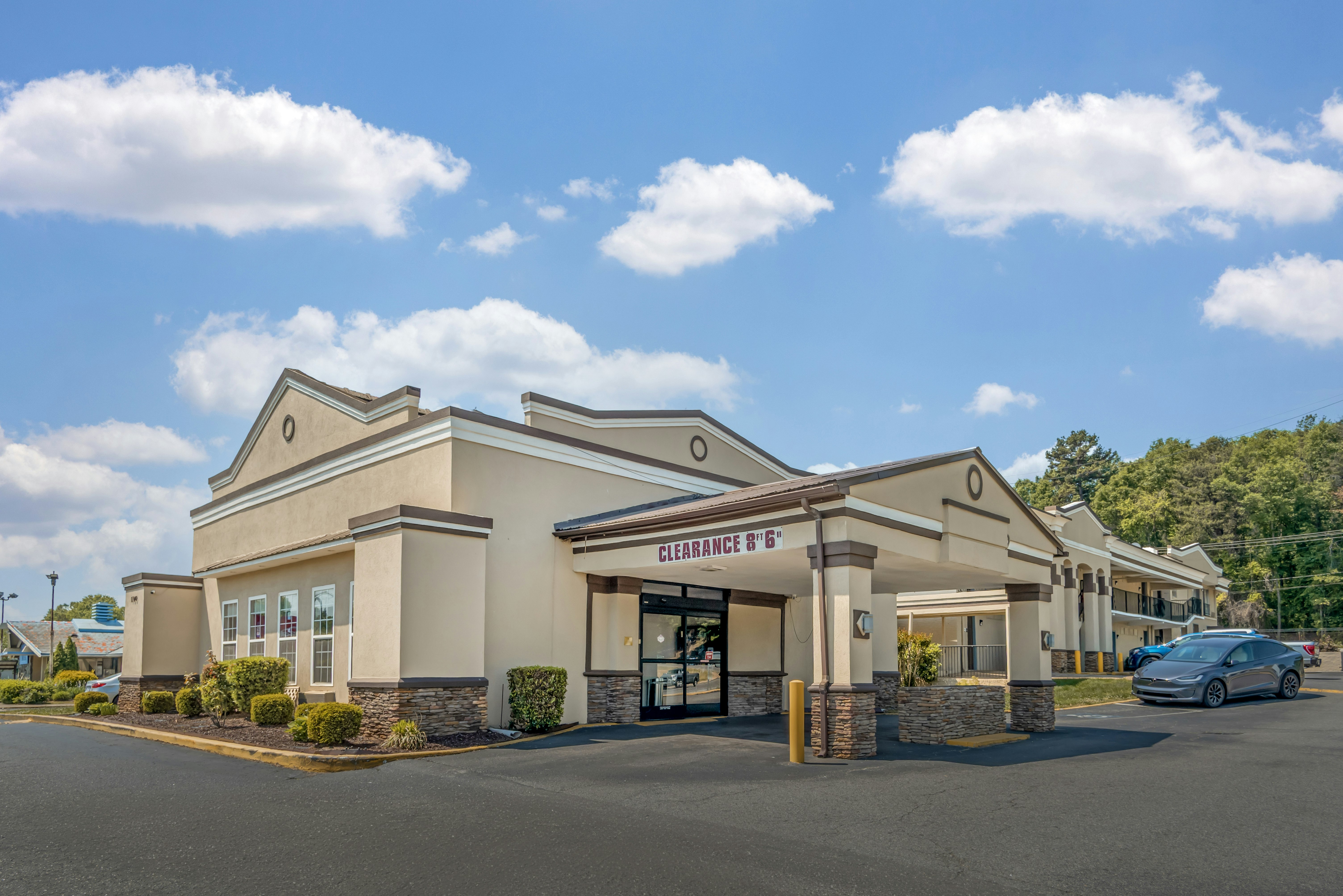Red Roof Inn Gastonia 22/23