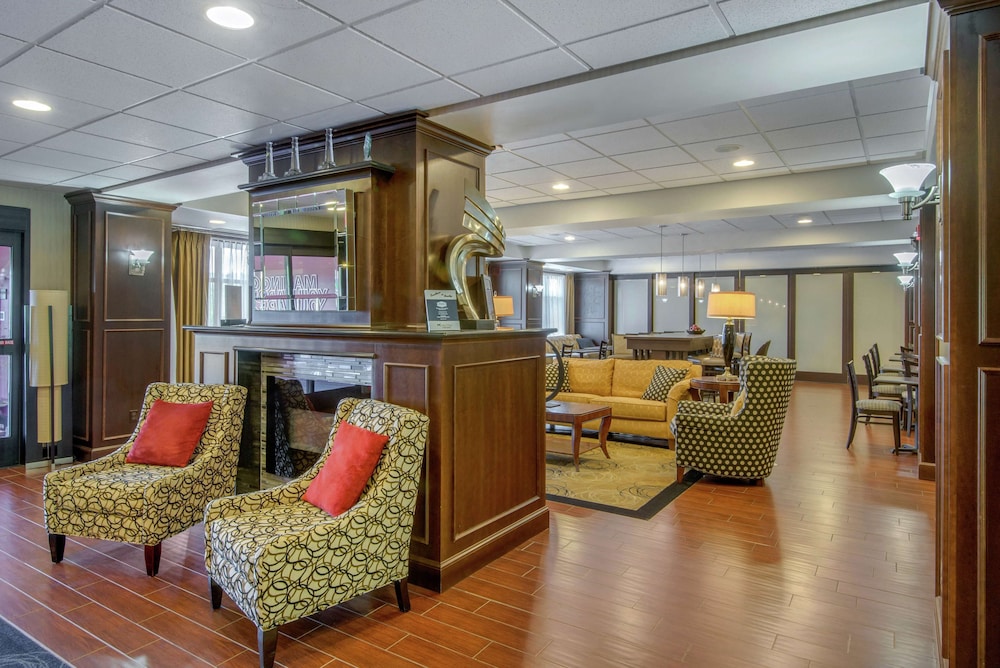 Hampton Inn Meadville 35/45