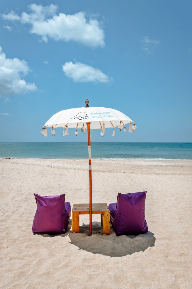 Kedonganan Beach Villas 37/50