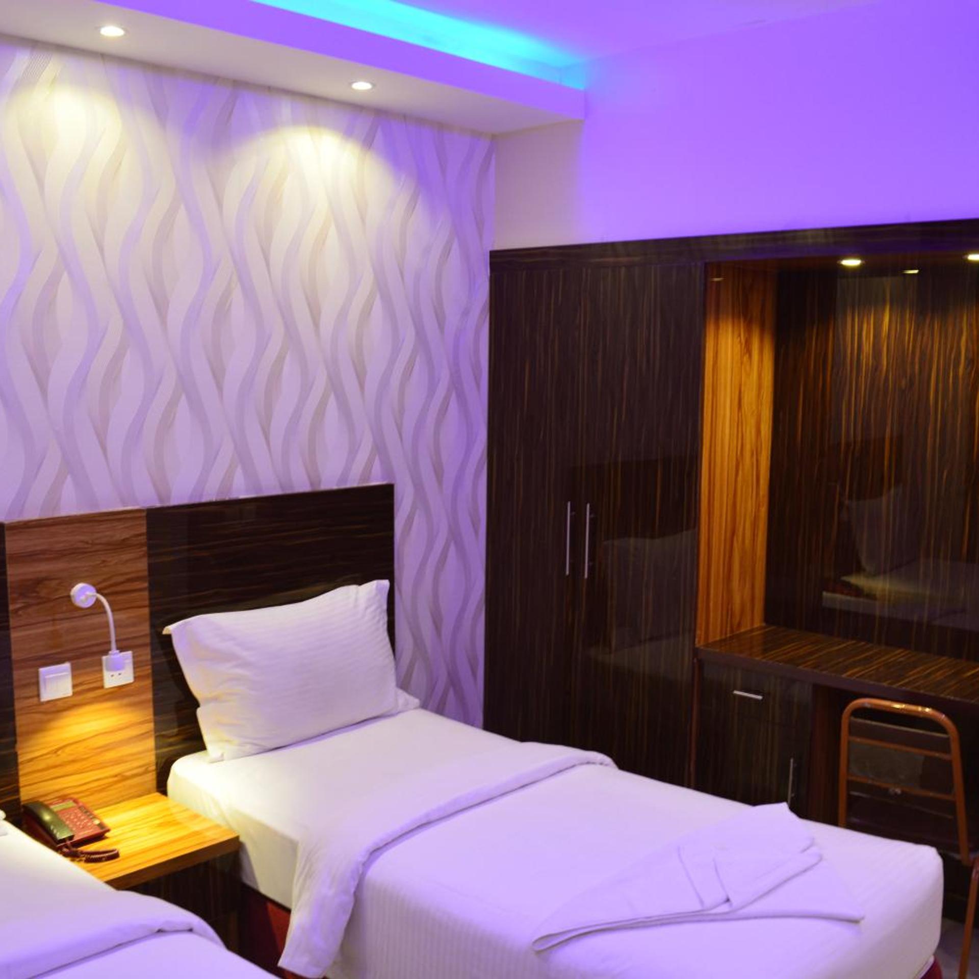 Zagy Hotel 24/84
