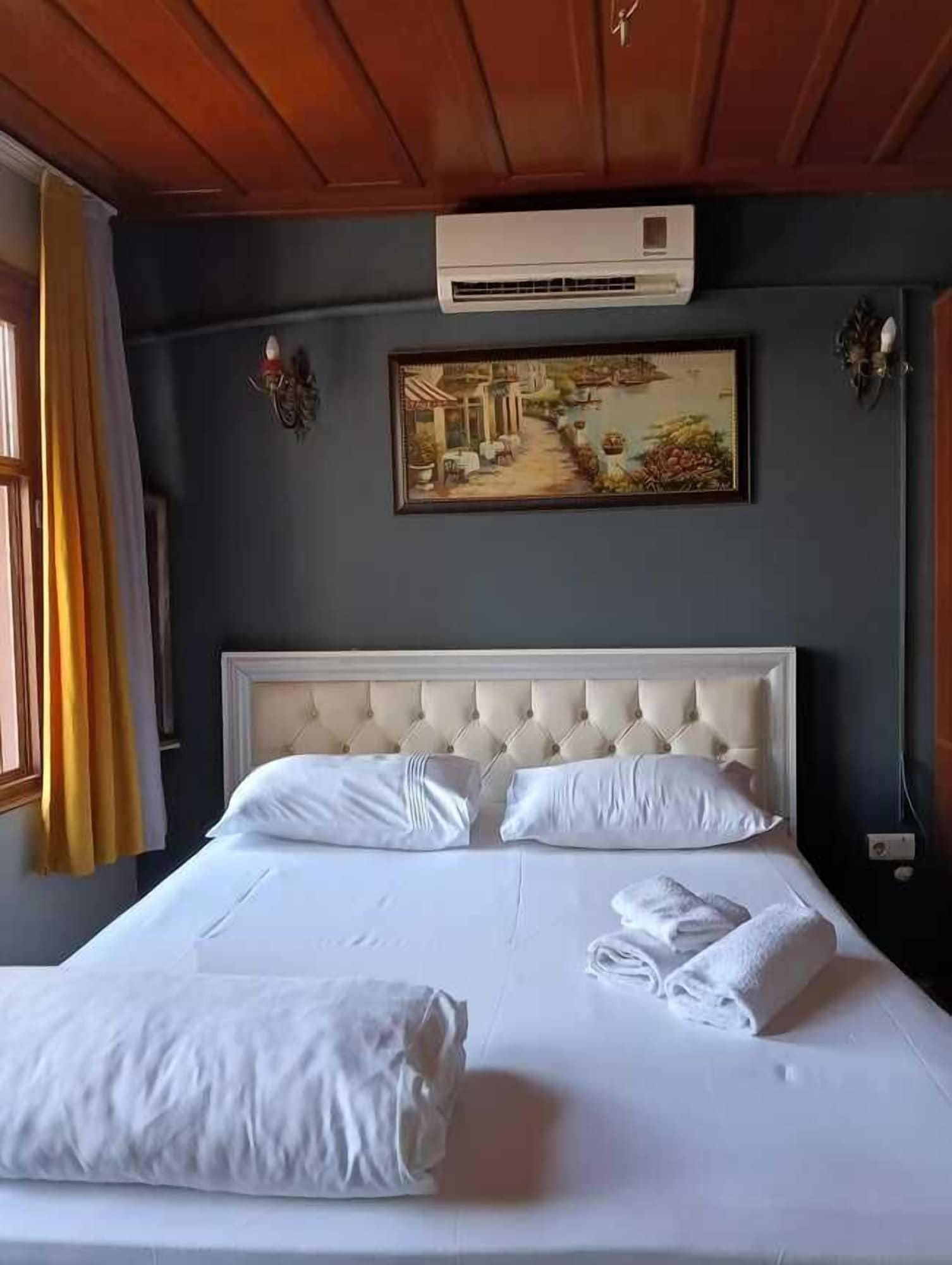 STANDARD, TWIN BEDS