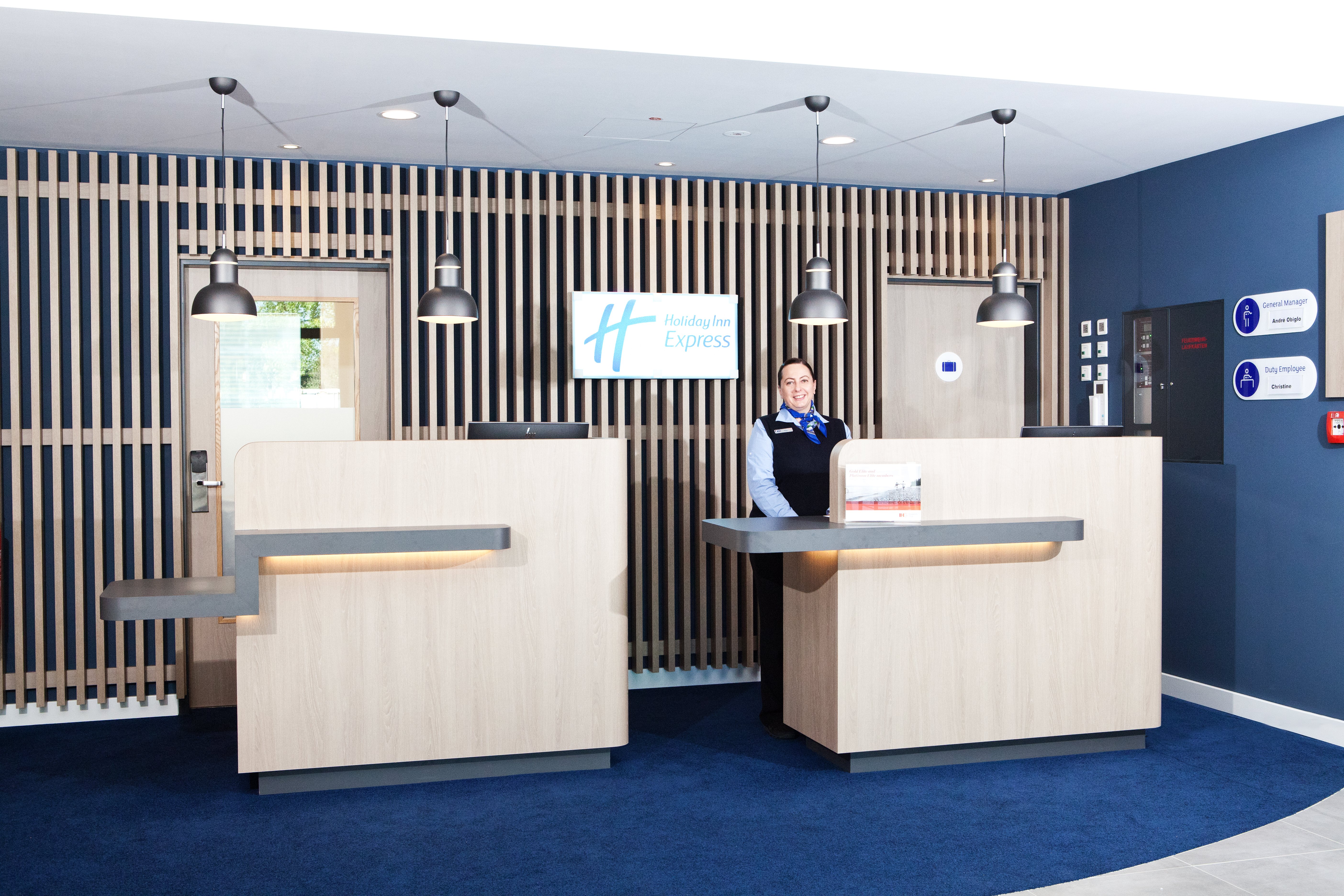 HOLIDAY INN EXPRESS FRANKFURT AIRPORT - RAUNHEIM 12/49