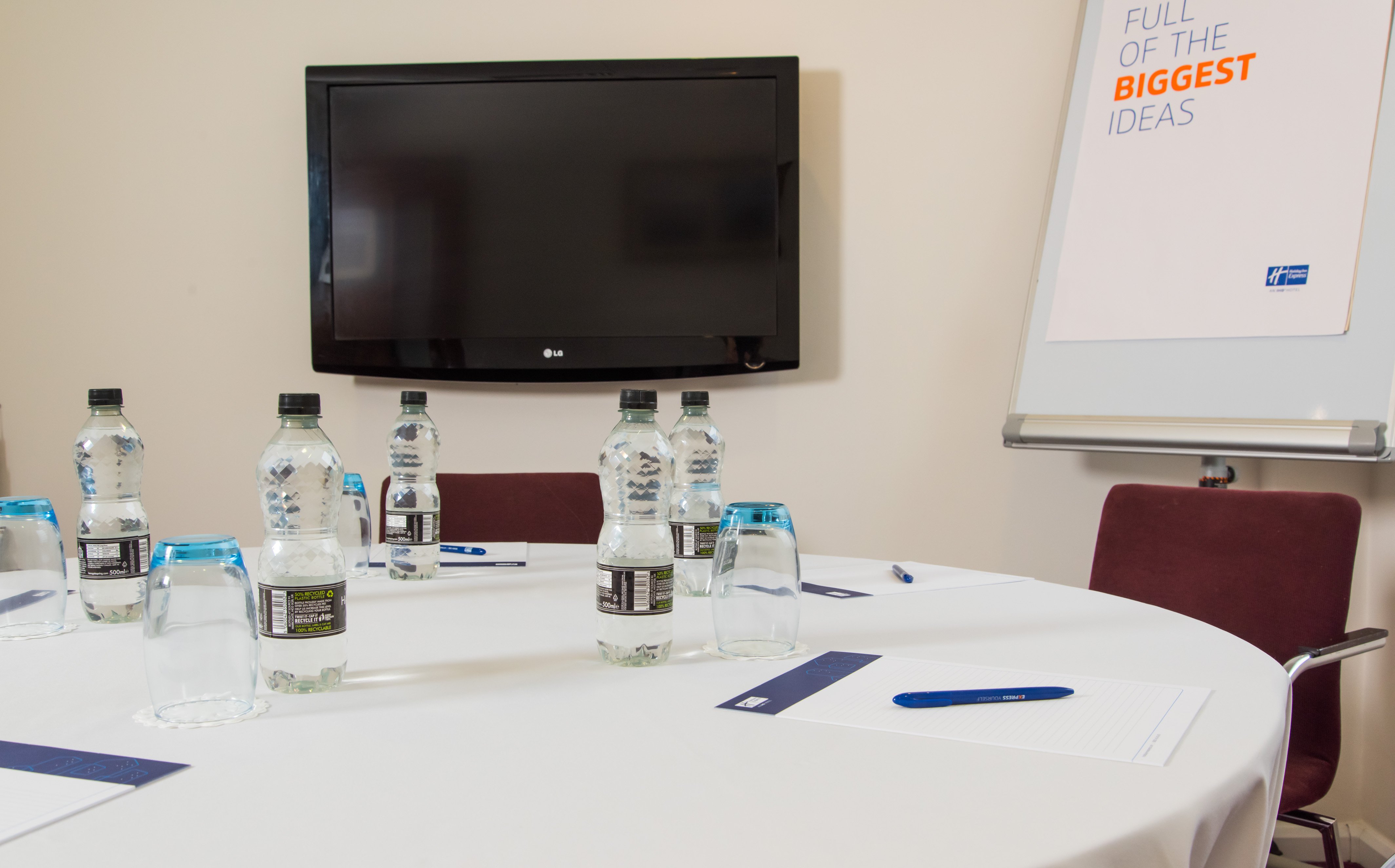 Holiday Inn Express Tamworth 52/58