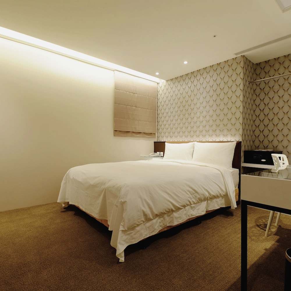 Hotel Puri Taipei Station Branch 28/50