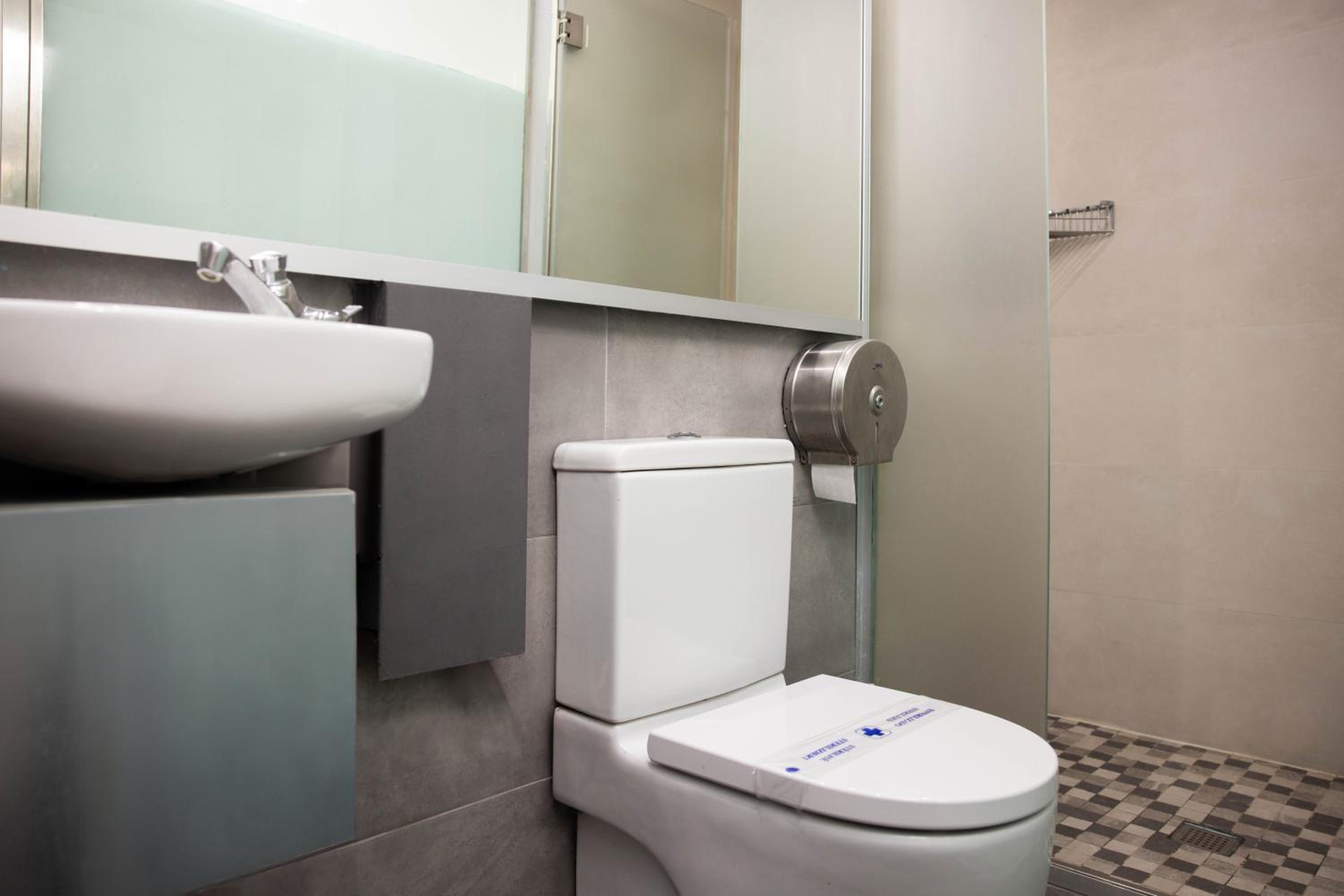 سكن مشترك بستة أسرّة للنساء، Urbany BCN GO Hostel 3/5