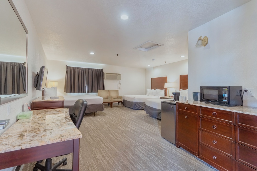 Yosemite Inn 42/61